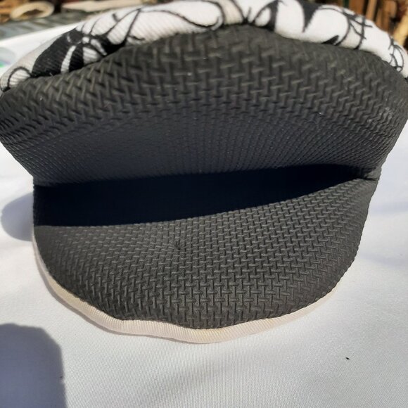 Disney Minnie Mouse (1) Oversized Mini Oven Mitt Red Bow Kitchen Glove - Picture 3 of 8